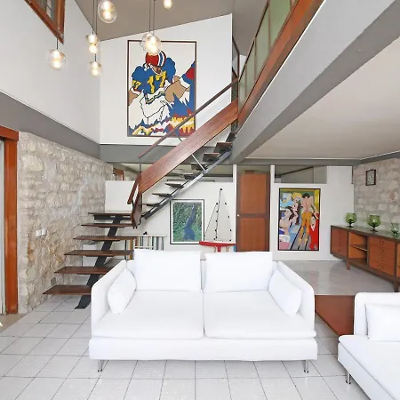 Sleeps 15 With Pool Air Con And Wifi ヴィラ Montinelle