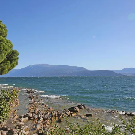 Sleeps 15 With Pool Air Con And Wifi * Montinelle