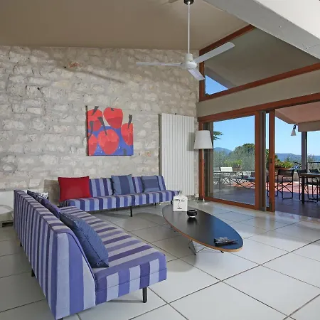 ヴィラ Sleeps 15 With Pool Air Con And Wifi *